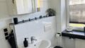 Gäste-WC mit Dusche